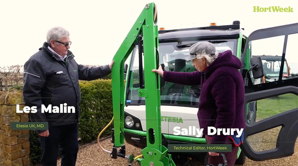 Etesia UK MD Les Malin and HortWeek technical editor Sally Drury